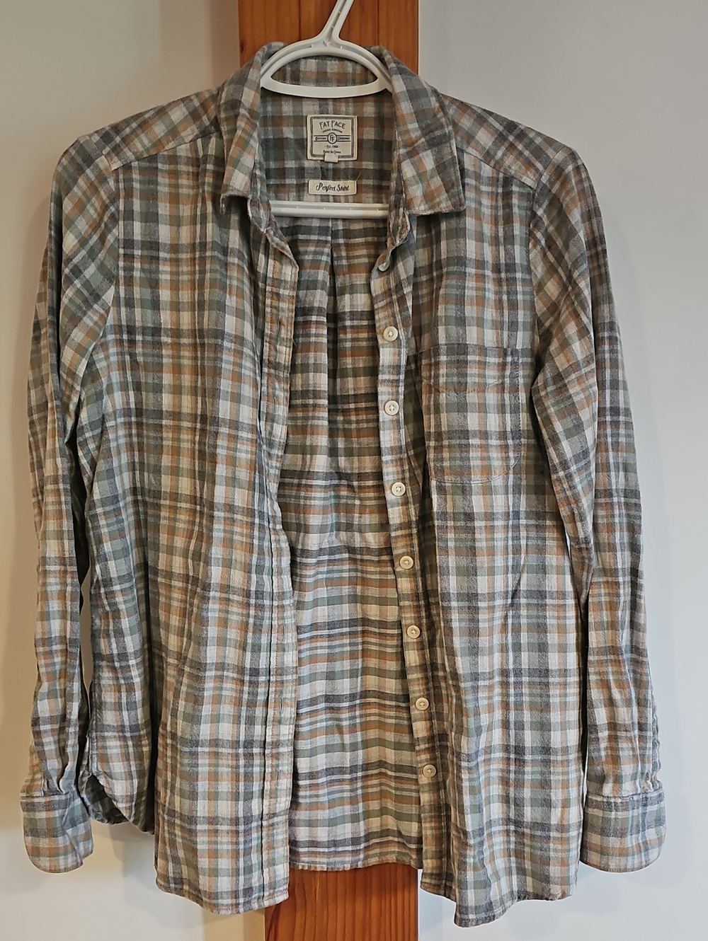 Fat Face Cotton Flannel Plaid Button-Up Shirt in Beige & Green